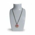 3-rijige zilverkleurige ketting met roze hart edelsteen hanger