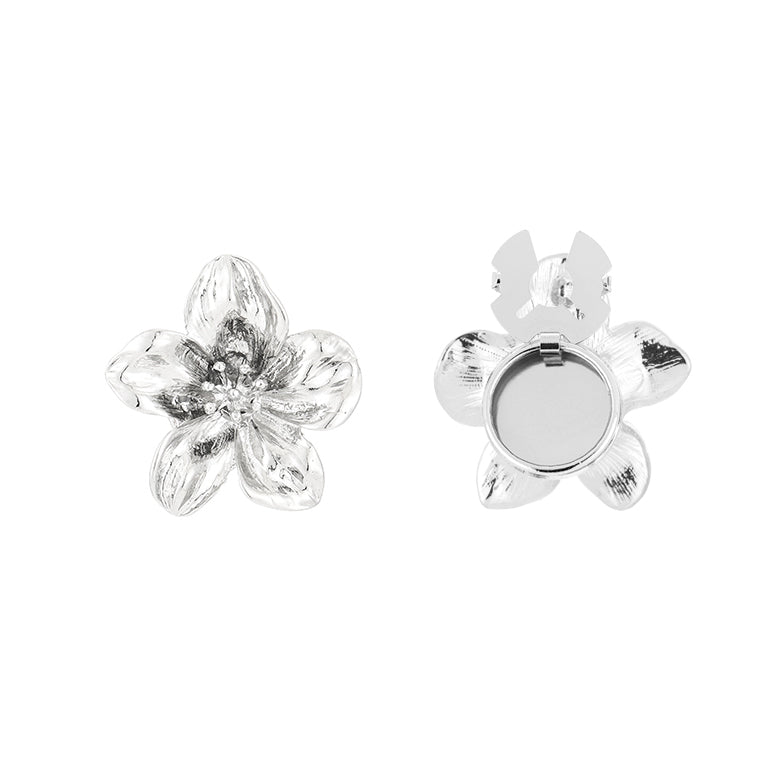 Button Cover Bloem Zilver Set van 2 Relief Bloemblaadjes Glanzend